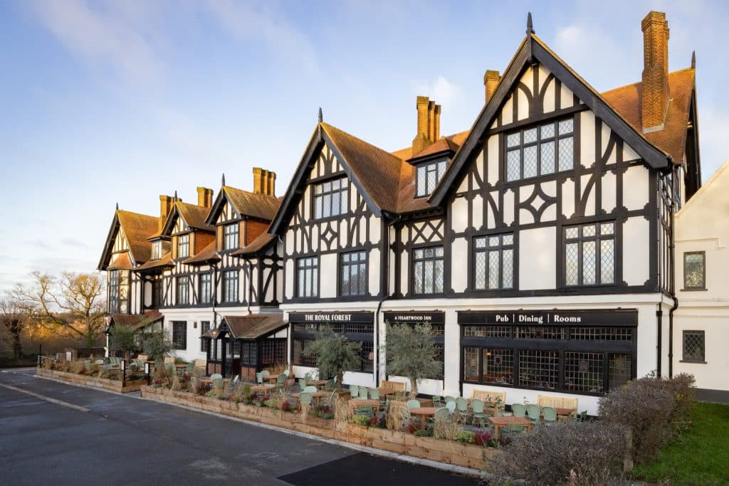 heartwood-inns-the-royal-forest-epping-forest-04