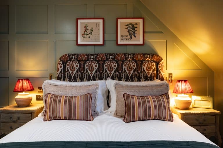 Cover Image for Comfy room