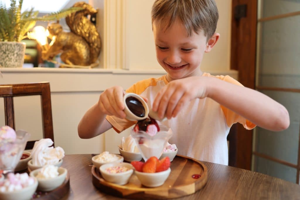 heartwood-inns-easter-kids-eat-free